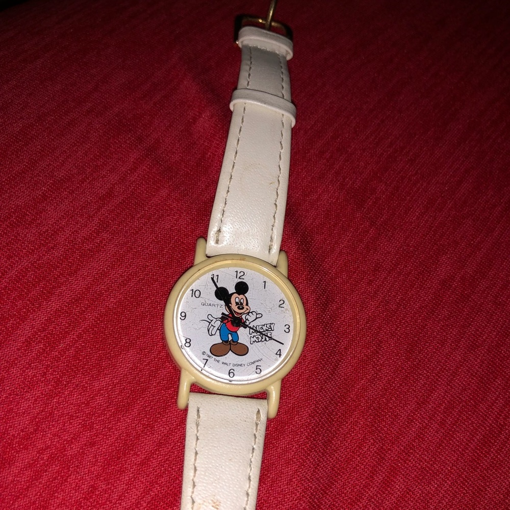Apollo Disney watch